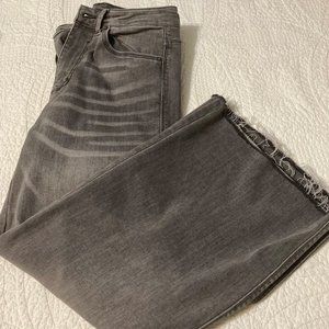 Risen Cropped Wide Leg Jeans Gray